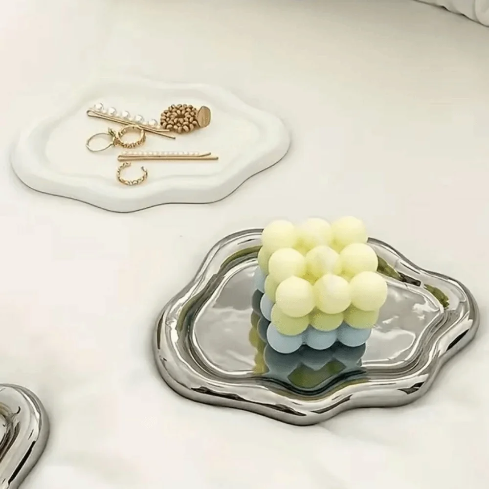 

Minimalist Ceramic Jewelry Storage Tray Light Luxury Elegant Cloud Shape Tray Simple INS Cake Snack Dessert Tray Room Decor