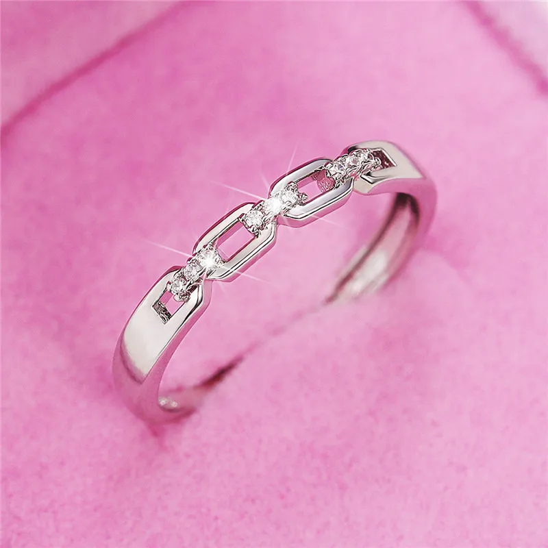 Huitan Luxury Solitaire Band Adjustable Rings for Women Inlaid Crystal CZ Fashion Versatile Lady's Finger Accessories Jewelry