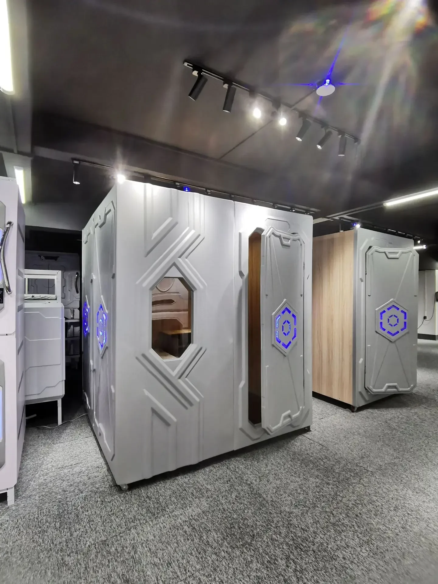 Space Capsule Bed Sleeping Bed Capsule Bed Soundproof Room Net Red Live Studio Telephone Booth Airport Box