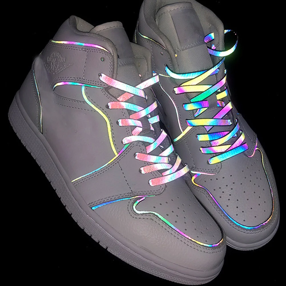 2 pezzi 2 paia lacci riflettenti olografici per scarpe da ginnastica scarpe stivali pattini lacci per scarpe sportive unisex lacci piatti fluorescenti