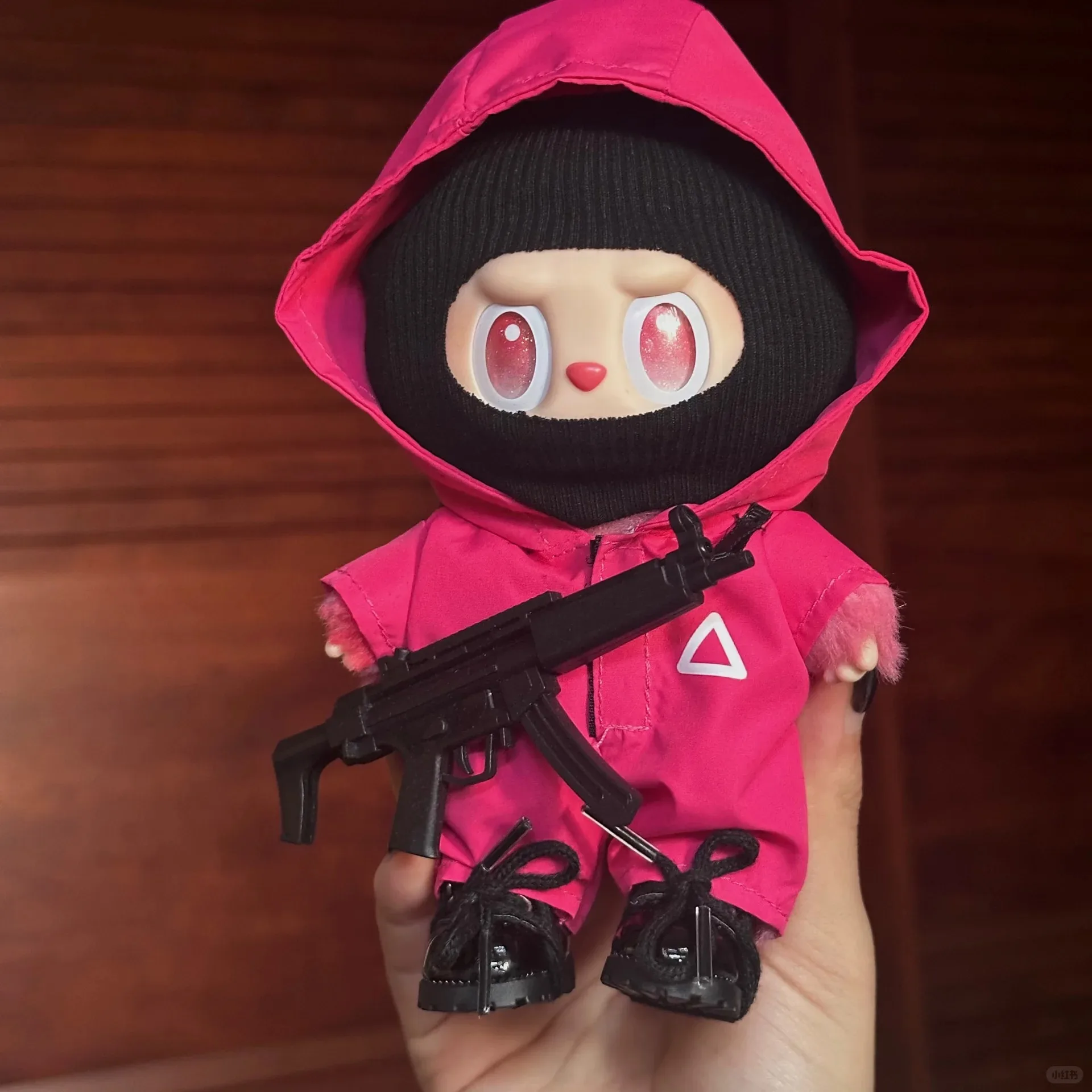 

17cm Labubu Doll Clothes Labubu Vinyl Pendant Doll Clothes Assault Team Assault Suit Korean Drama Series Suit