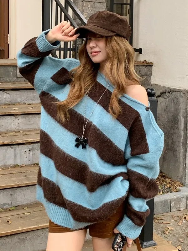 

plus Size Fashionable Shoulder Bared Striped Long Sleeve Knitwear Women's Autumn Winter Loose Slimming Design Sense Knitted Top