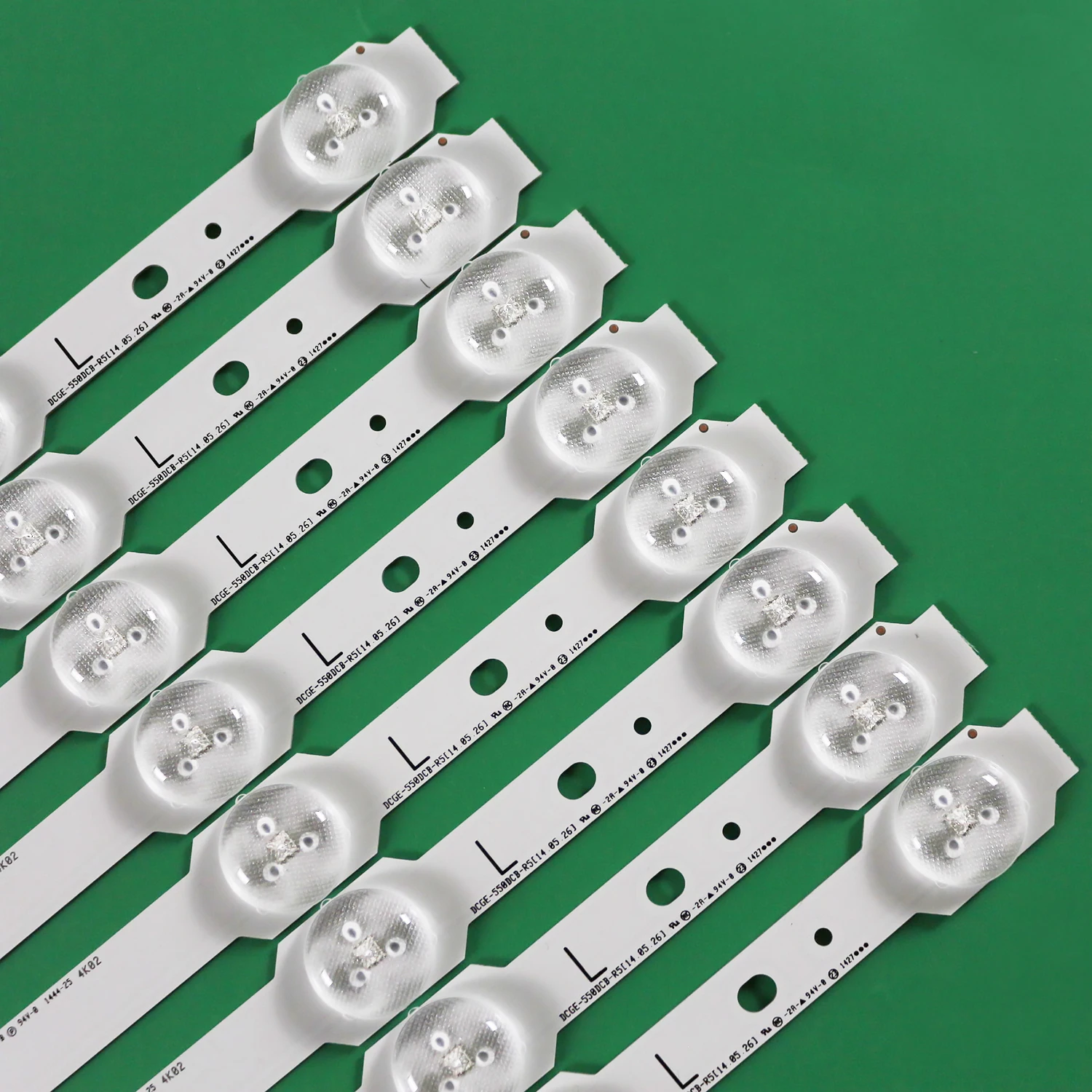 شريط إضاءة خلفية ليد لسيارة سامسونغ ، 15 مصباح ، 55 "، 2014SVS55 ، ، 334494a ، 5750dca ، UE55HU7100 ، UA55HU7800 ، UE55HU7200