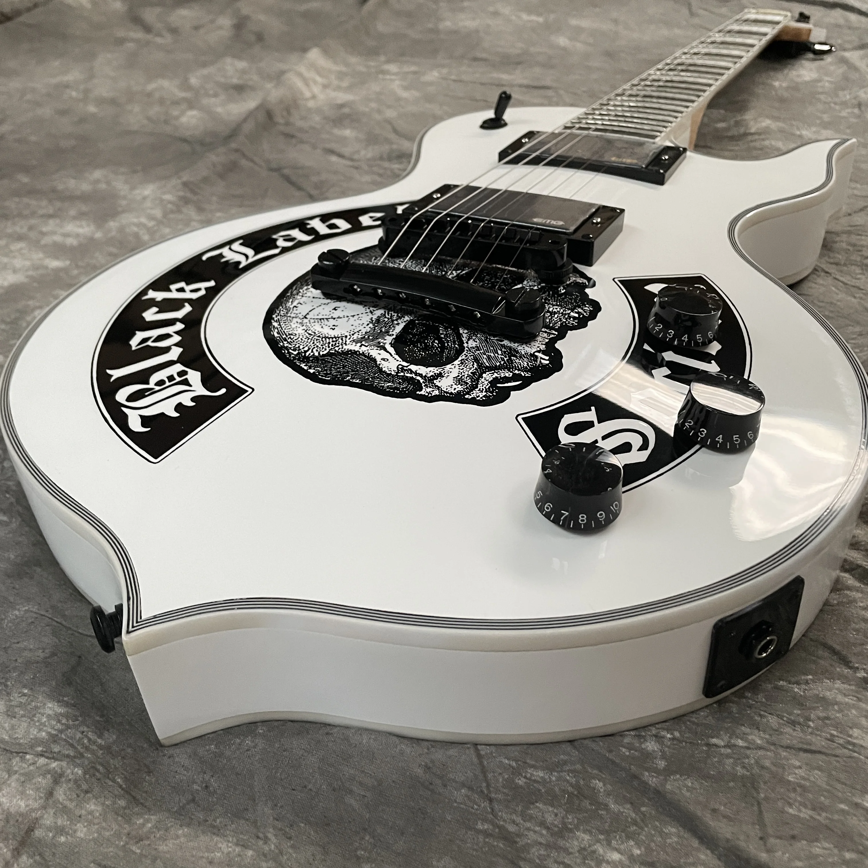 6-string electric guitar, white personalized skull pattern, rosewood fingerboard, Christmas, gift guitar, high gloss guitarra