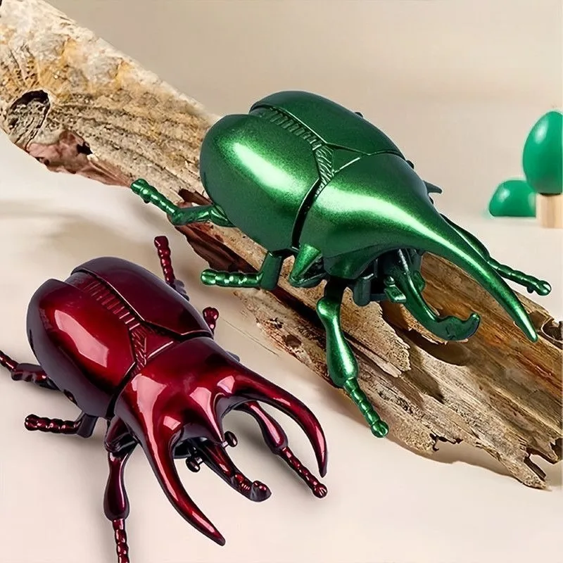 

Creative winding chain simulation combat beetle unicorn fairy insect model children's observation puzzle toy
