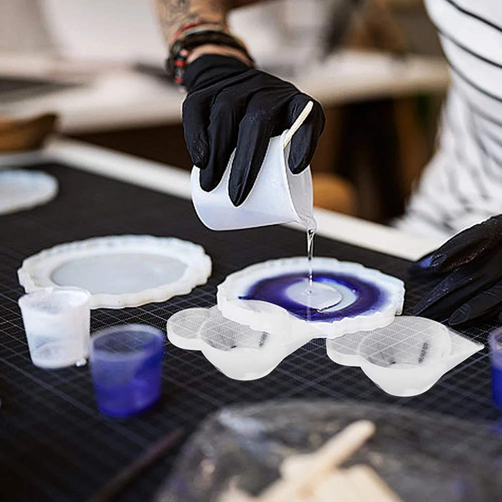 

20Pcs Mixing Cups for Resin Epoxy Resin Mixing Cups DIY Accessory Craft Making Tool Kit Non-Stick Easy Use DIY Accessory