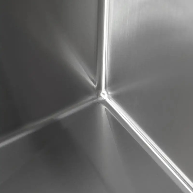 Pia de cozinha de aço inoxidável de 33 "x 22", design de tigela única, acabamento escovado feito à mão, inclui tábua de corte, escorredor,