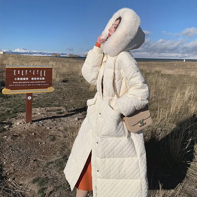 2022 winter version of new large wool collar cotton jacket for women, medium length, waist length, knee length, diamond jacket