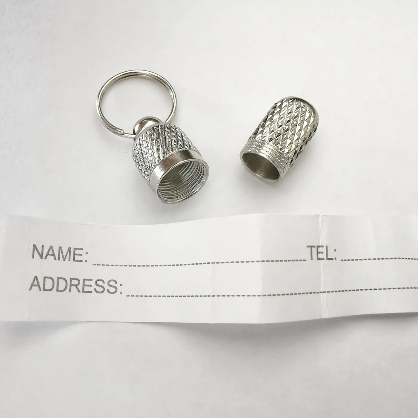 Hund Katze Namensschilder Haustier Halsband ID Tag Schlüsselanhänger Anti-verlorene Namensschild Anhänger Wasserdichte Kapsel/Schlüsselanhänger Halskette Welpen Zubehör – Detail 6