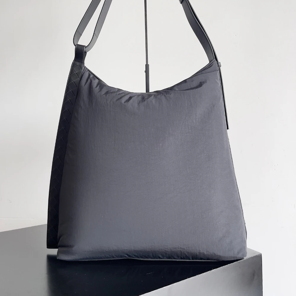 

New Luxury Designer Genuine Leather Handbags Famous Brand Shoulder Messenger Bags Women Commuter Handbag 2025 Trend