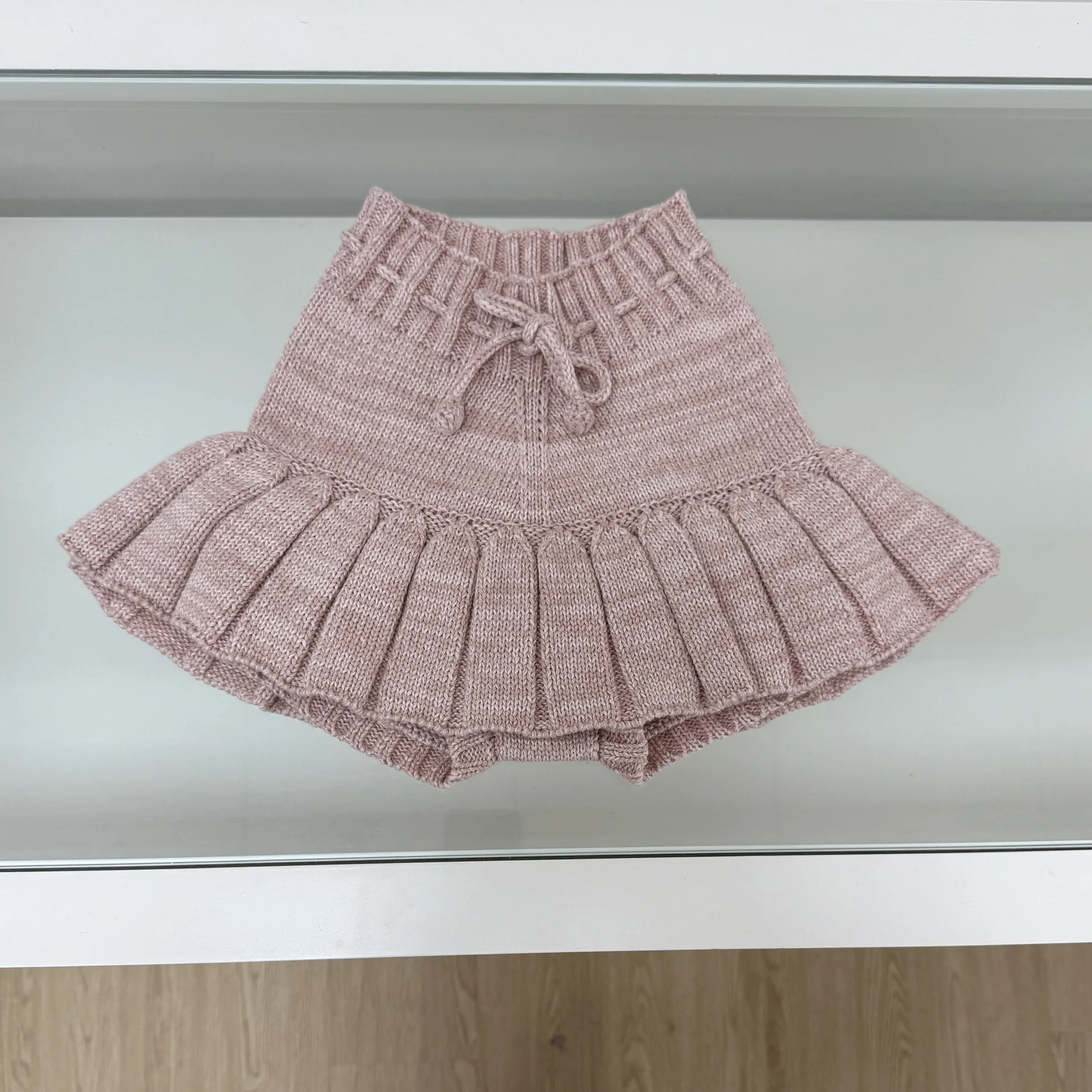 Classic Knitted Pants Skirt for Girls Autumn Winter Versatile Skirt 2026 New Solid Pleated Skirt Pants