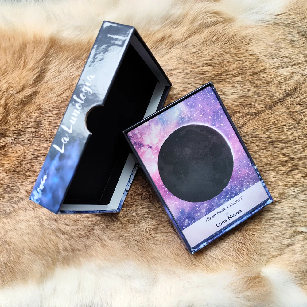 

Oracle Deck in Spanish- 44 Cards (12x8.7cm/ 4.72 x 3.43 in) with Vivid Printing. Durable Rigid Box Packaging. and PDF Guidebook