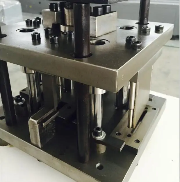 Automatic Vertical Menual Hhydraul Blinds Holes Metal Punching Machine