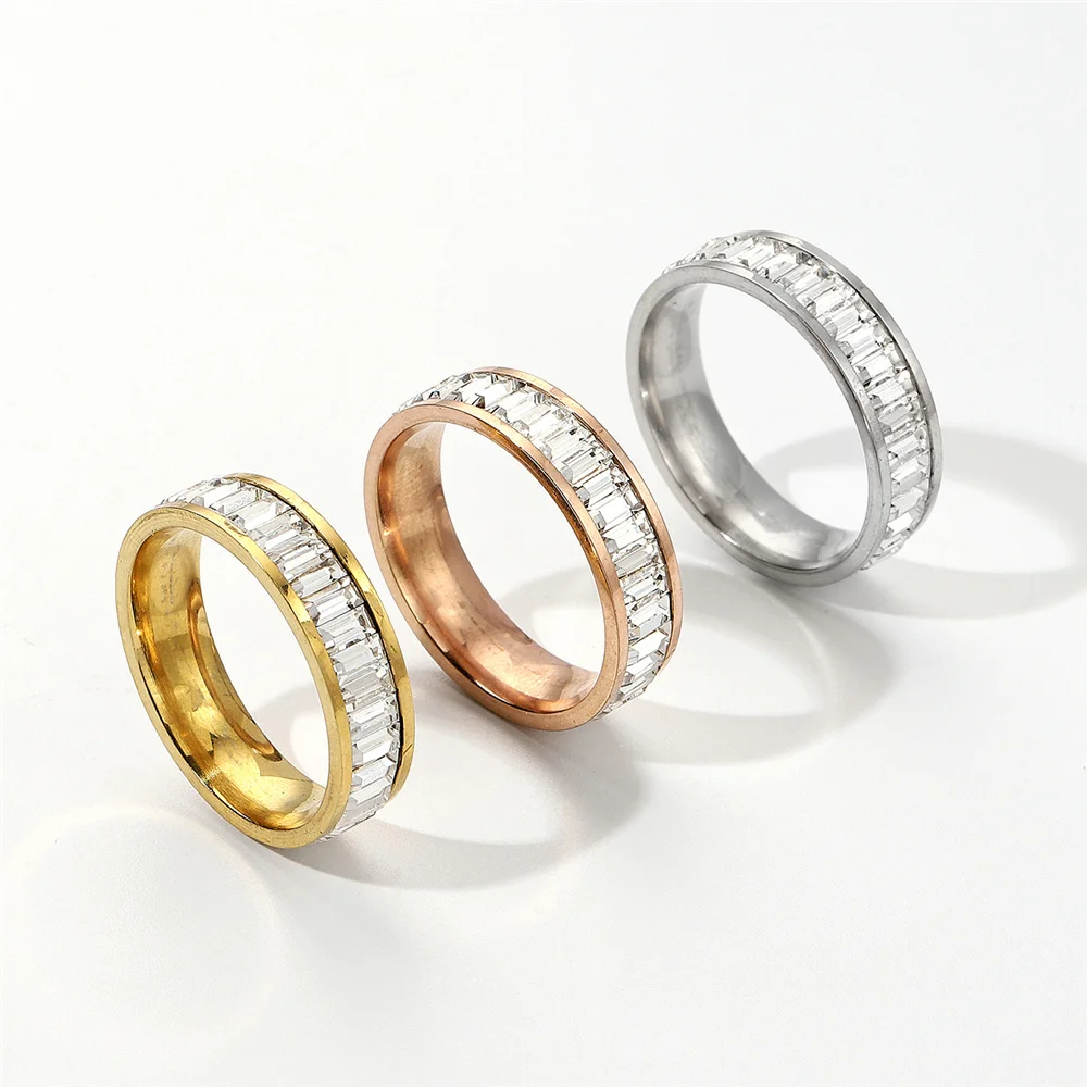 

2022 Cubic Zirconia Ring 6mm Womens Gold/Silver Color Stainless Steel Wedding Band Iced Out CZ Rings for Women Jewelry Gifts
