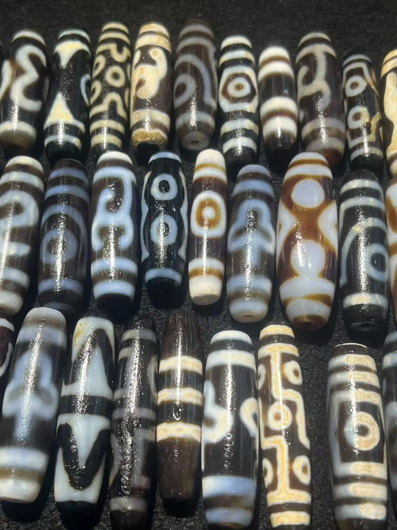 100pcs/lot Natural multi-pattern old agate dzi  Weathering lines Tooth yellow Premium variety Bracelet Necklace accessories