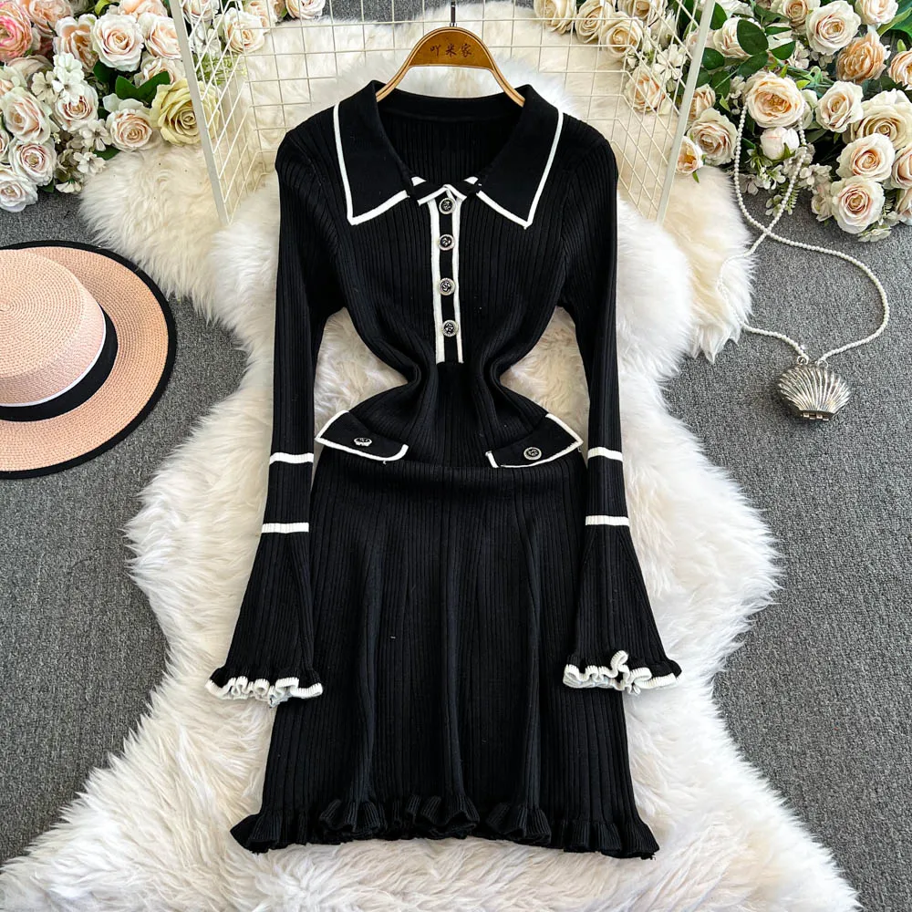 خريف جديد 2025 فستان محبوك بأكمام طويلة ومشمش أسود وياقة مقلوبة فستان ضيق على شكل حرف A أنيق