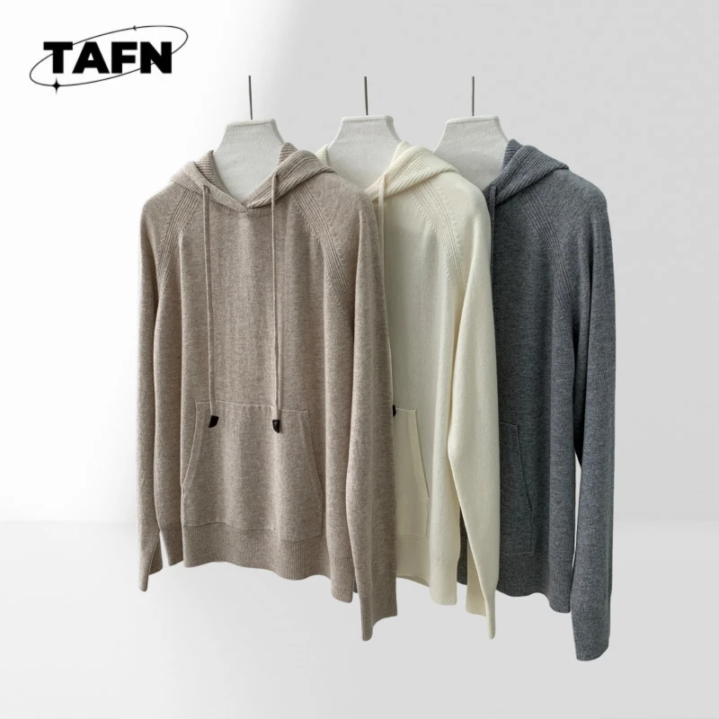 

Classic V-Neck Sweater for Women, 100% Soft Wool Blend for Warmth and Comfort Soft Comfortable Fuzzy Knit Sweater AK2148