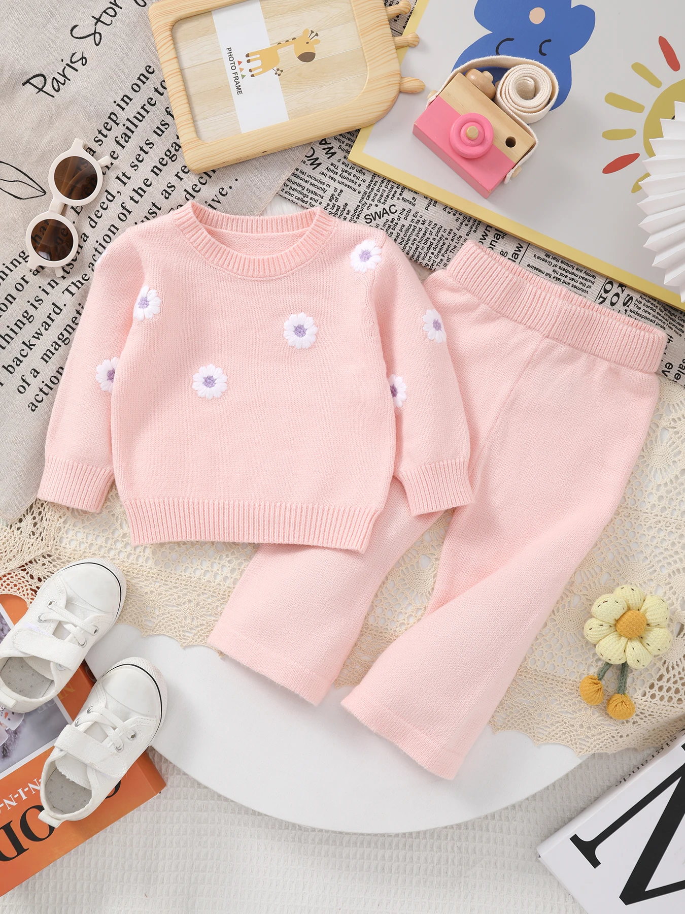 

2025 New Baby Autumn Clothes Set Baby Knitted Round Neck Long Sleeve Small Flower Pattern Clothes and Pants Set