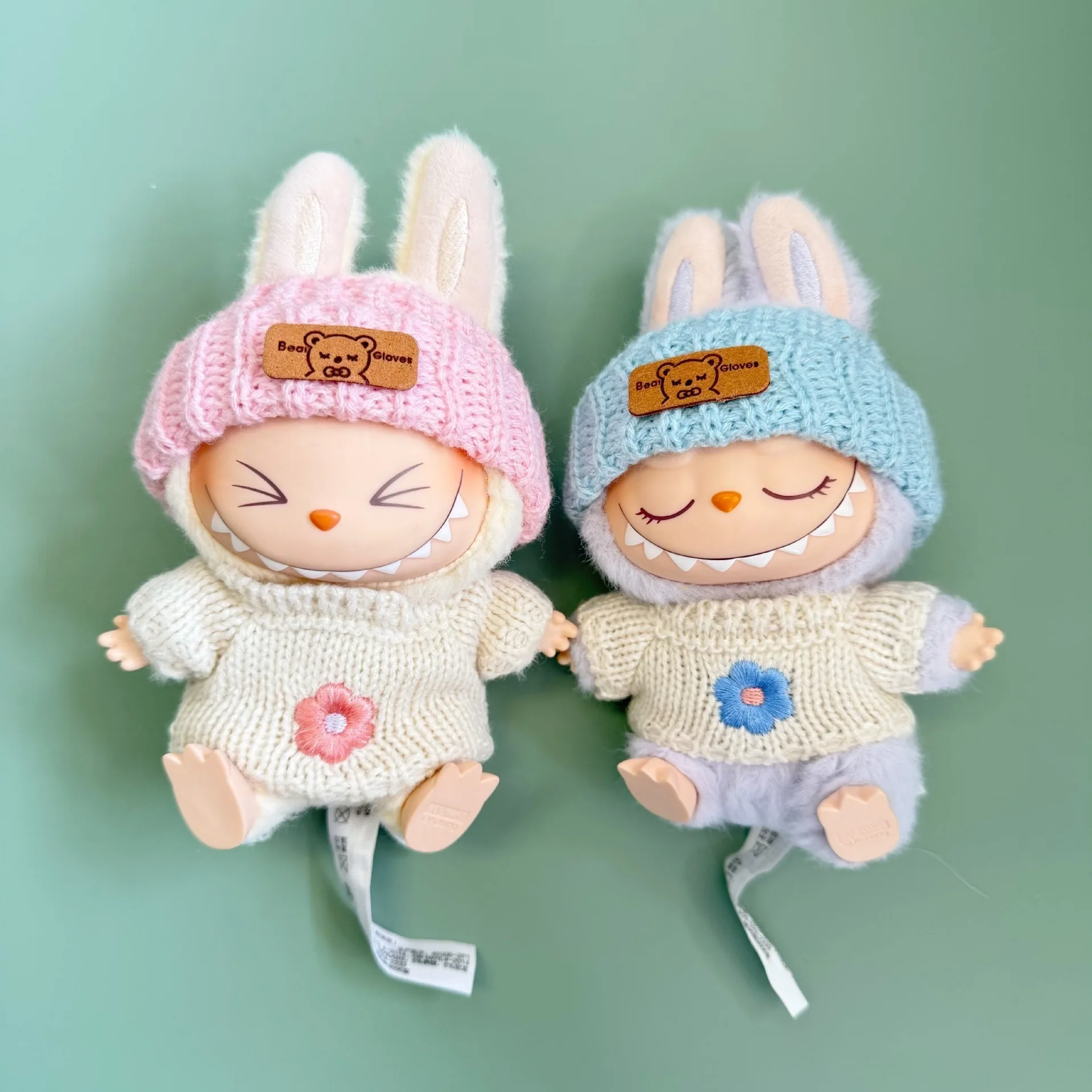 

Doll Clothes For 17cm Labubu Doll Clothes Outfit Bear Label Scarf Hat Knitted Sweater Bag Doll Changing Dressing Game Fans Toys