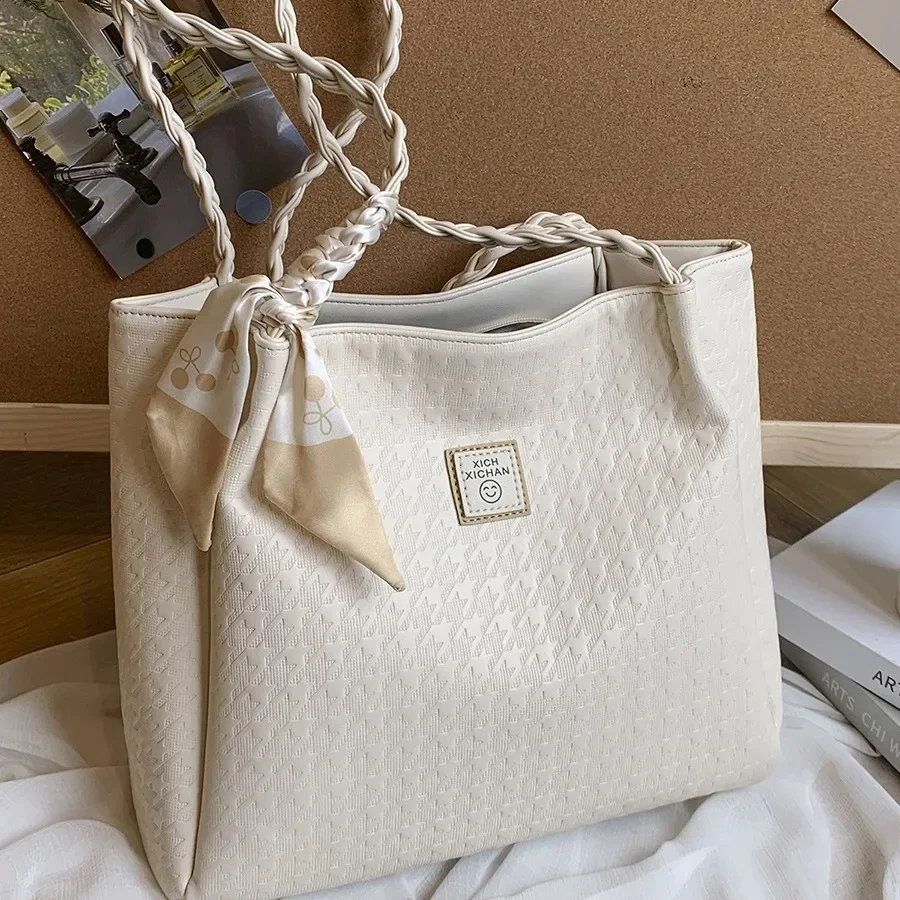 

2025 New Arrival! Women's Stylish Large - Capacity Shoulder Tote Bag - Ideal for Spring/Summer Commuting, All - Match Design