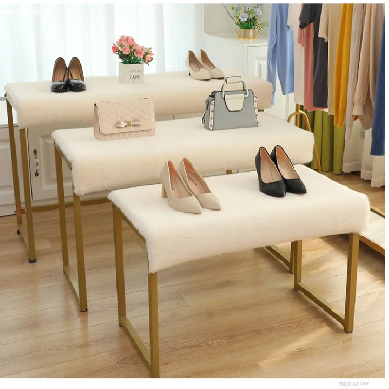 

Popular Faux Rabbit Fur Tabletop Covers For Fashion Shop Display,Dressing Table Cover For Photography Customize