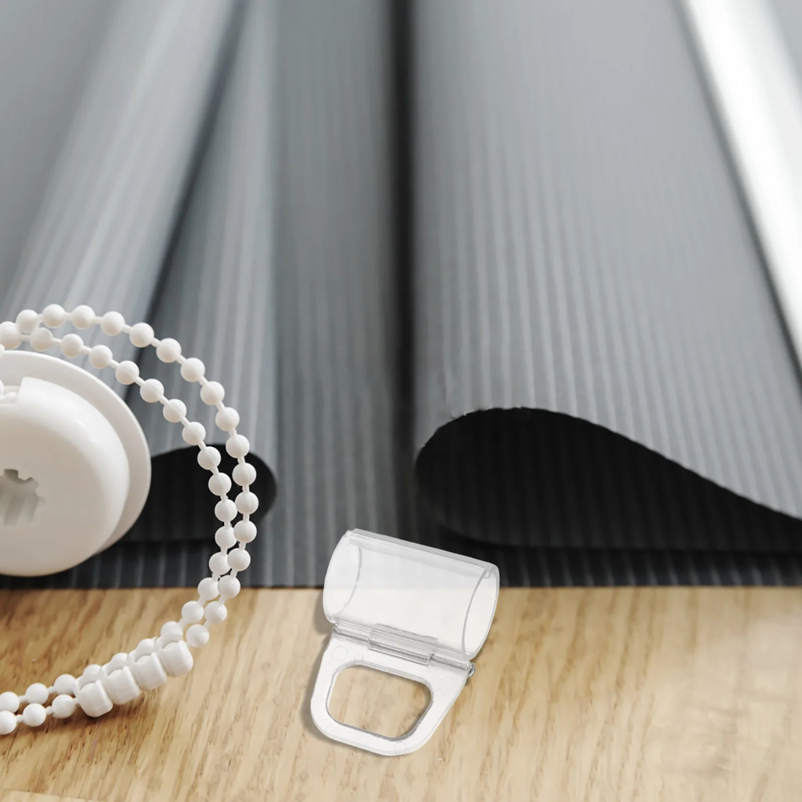 

4Pcs Cordless Roller Shade Handles Clear Plastic Window Shade Clips Cordless Blind Pull Down Handles Stable Control Home