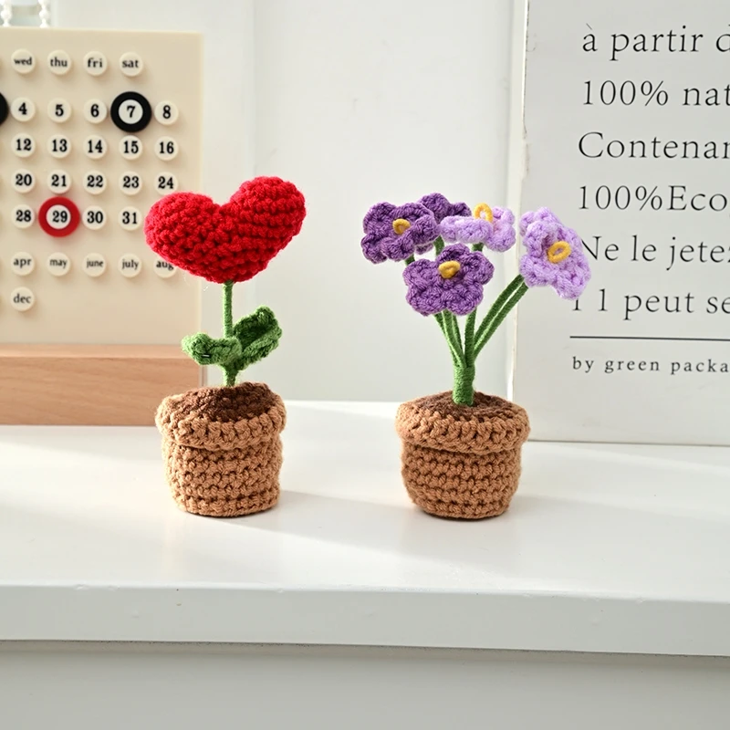 Heart Crochet Flowers Potted Office Desk Accessorie Valentine Day Gifts Artificial Woven Flowers Wedding Gifts for Guests