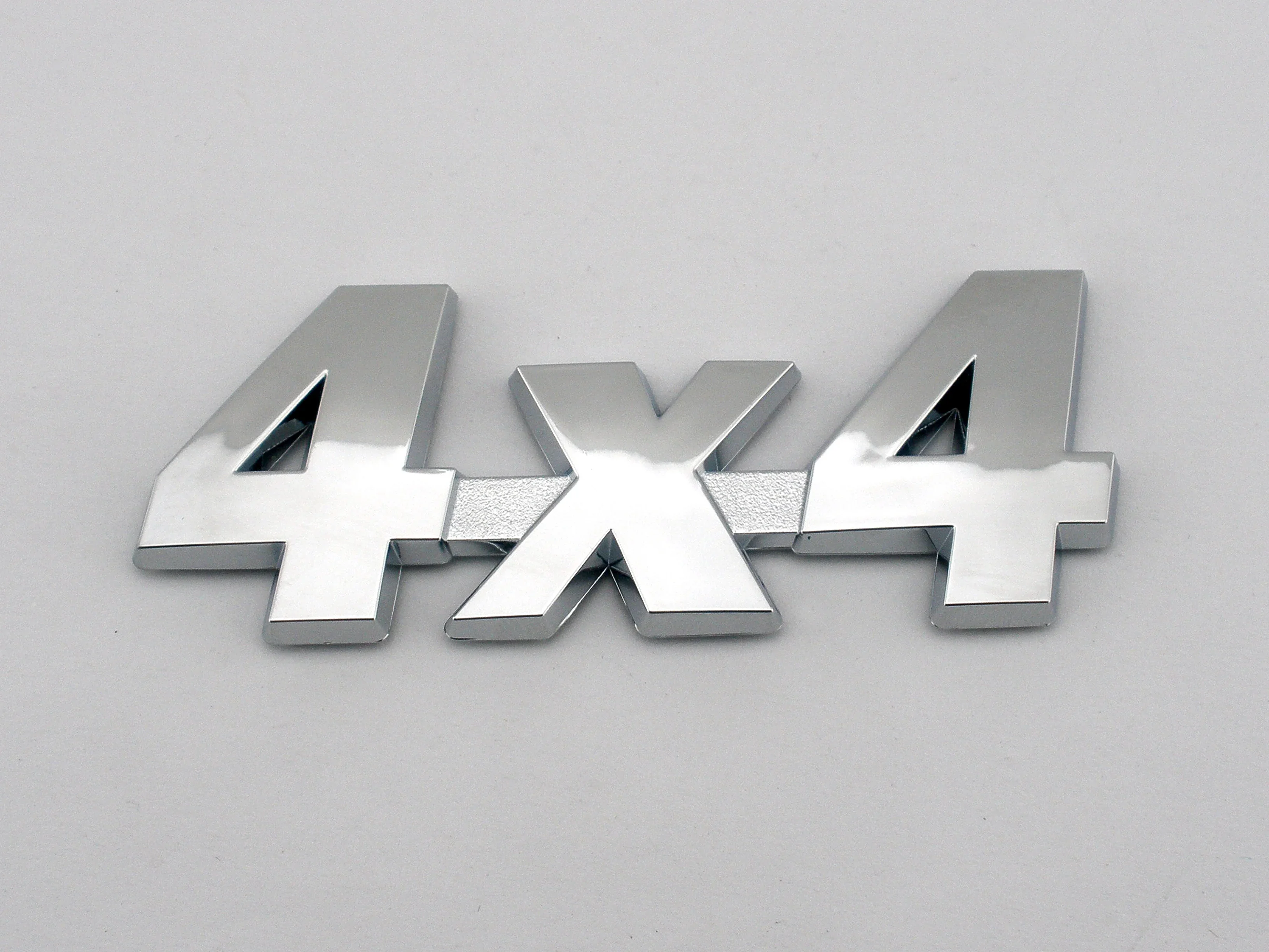 3D 4X4 Car Sticker Chrome Emblem Car Badge Auto Decal for BMW AUDI Volkswagen VW Passat Fiat Peugeot Ford JDM Toyota Honda