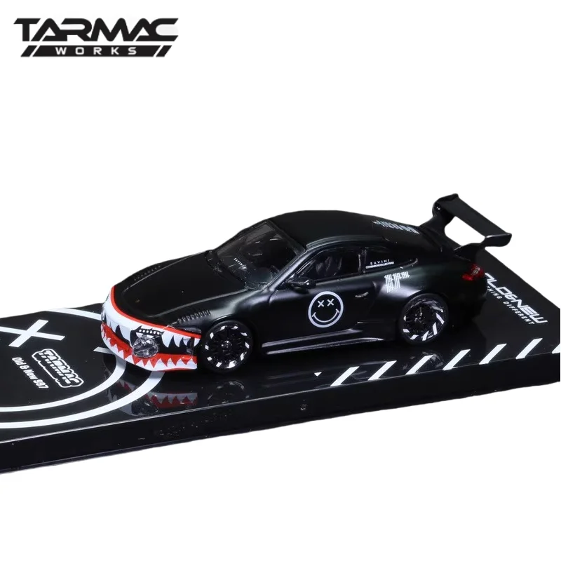 

In stock: 1:64997 matte black shark beak diecast alloy car model, boys' festival gift toy, adult decorative collectible ornament
