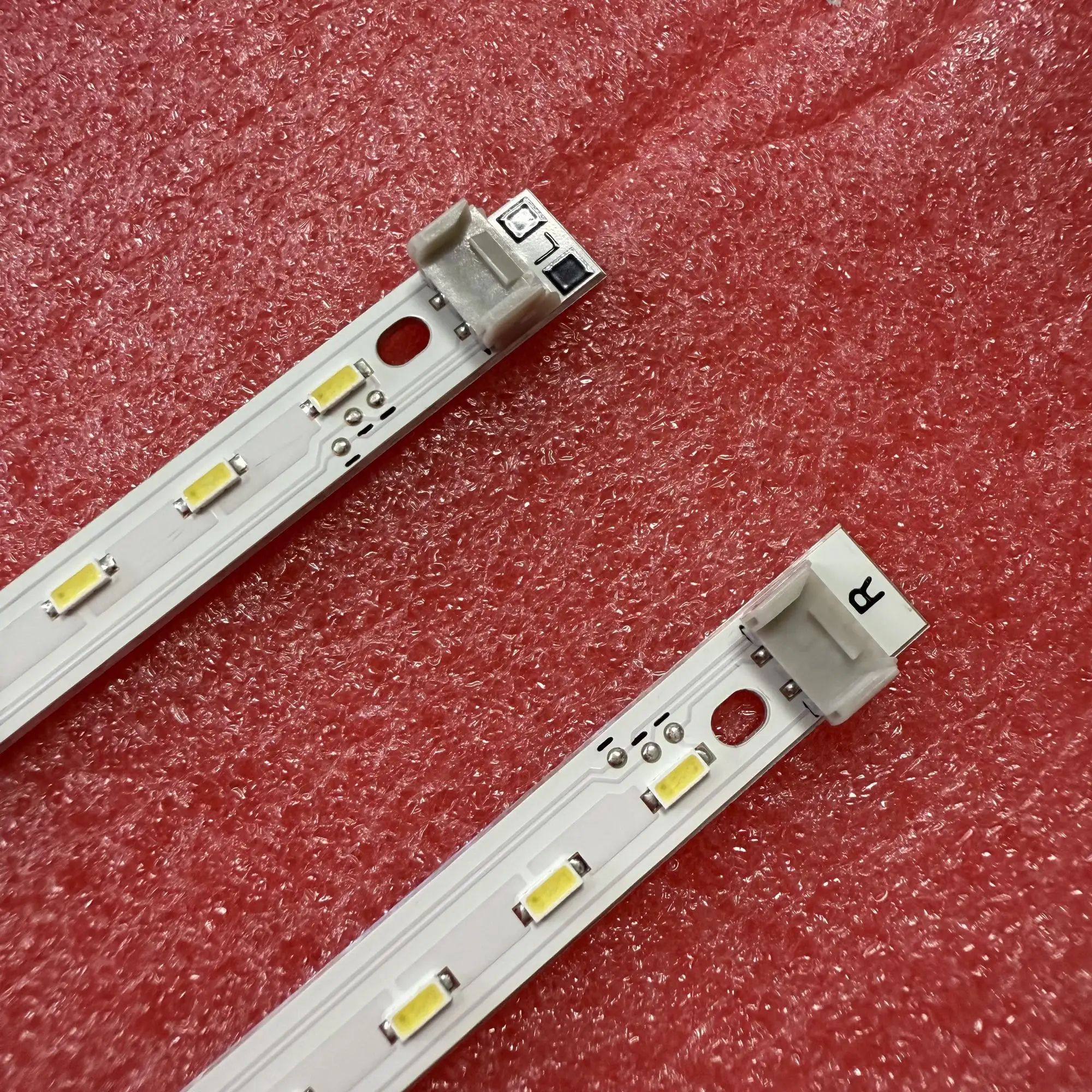 

2 шт. светодиодная подсветка для Panasonic TXL32EW30 TXL32E31B TXL32E3B TXL32X3B NLAW10100R NLAW10100L