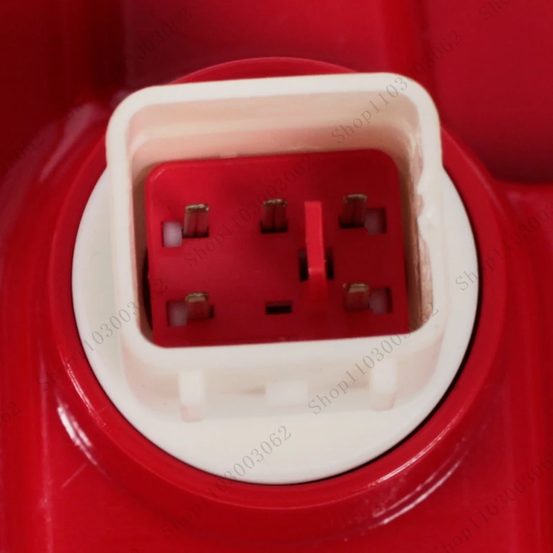 ด้านหลังสําหรับ Hyundai Santa Fe MX5 2024-2025 รถภายนอกด้านหลังเลี้ยวย้อนกลับ 92406P6100 92405P6100