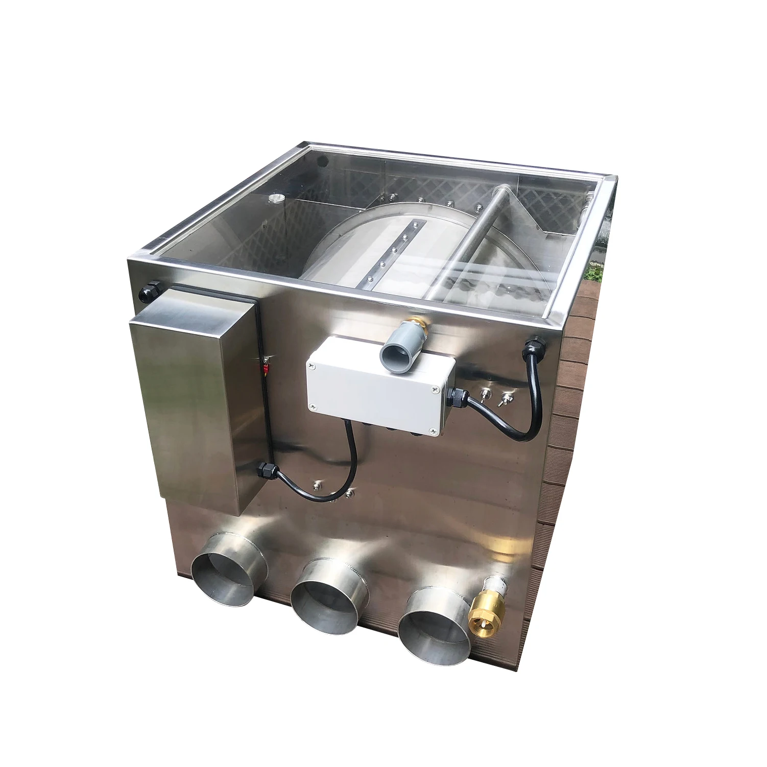 

Cowater Gravity Fed Drum Filter 7920 Gallon 316 Stainless Steel Automatic Cleaning Rotary Drum Filter for Pond