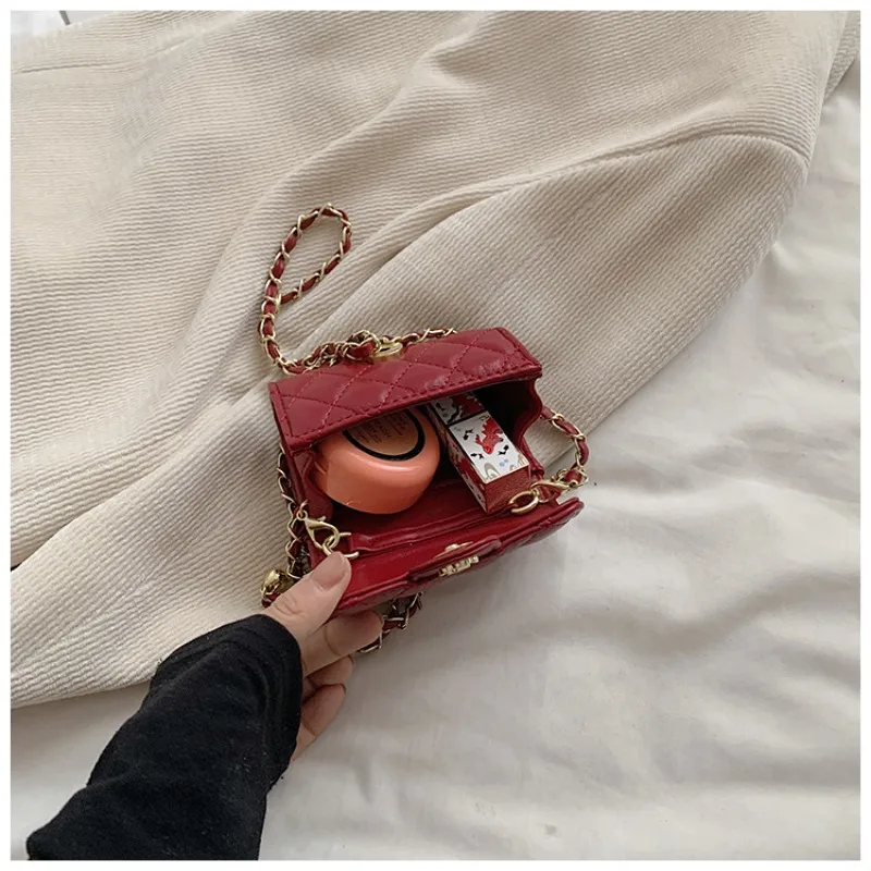Fahsion Mini Shoulder Bag Chain Strap Korean Version Crossbody Bag Solid Color PU Leather Women's Bag Women view 6
