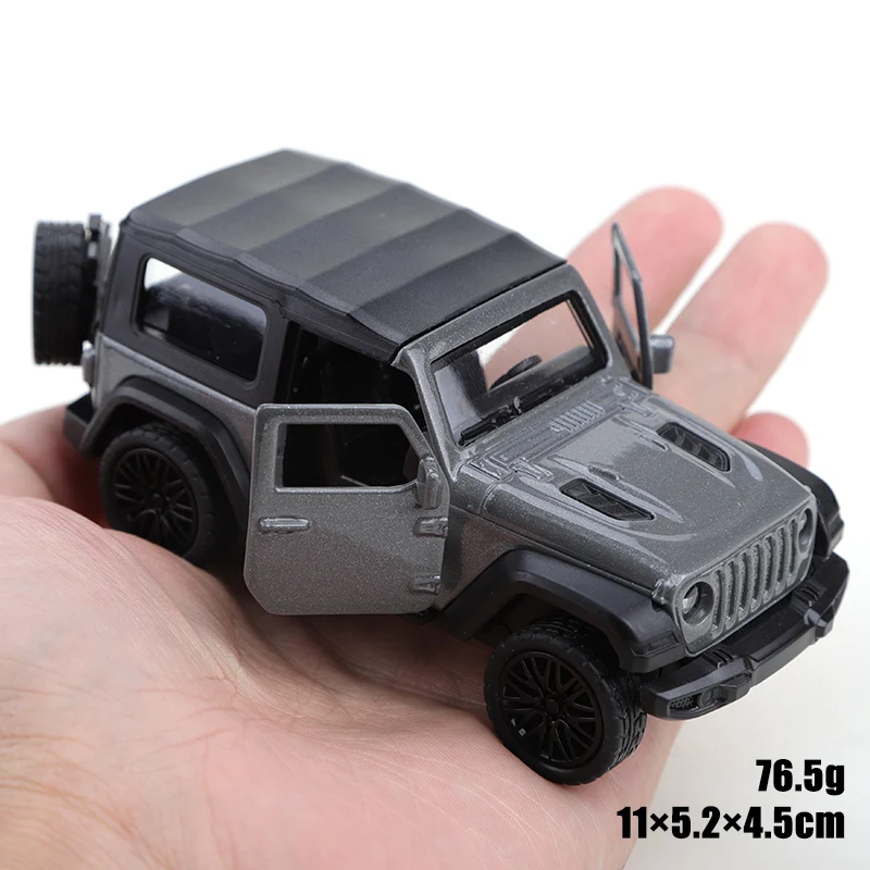 1/43 scale new die-cast metal Jeep Rubicon pullback off-road vehicle, three-door alloy model, exquisite children's toy.