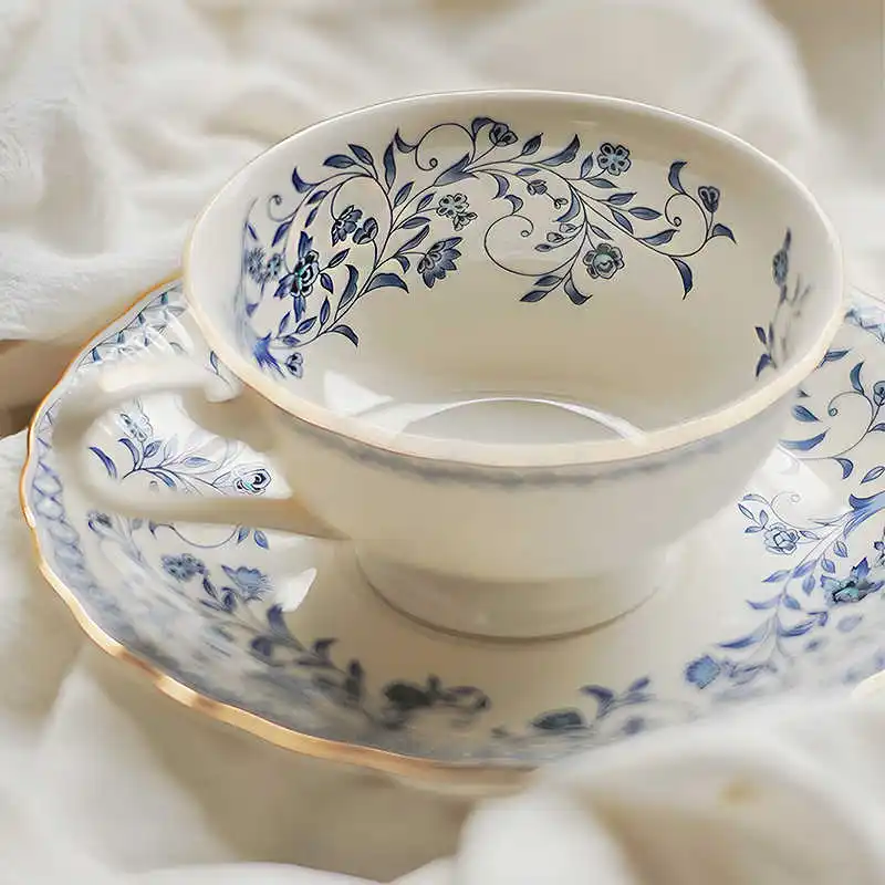 

Винтажная керамическая кофейная чашка с блюдцем, легкая роскошная чашка для послеобеденного чая, ресторана, латте