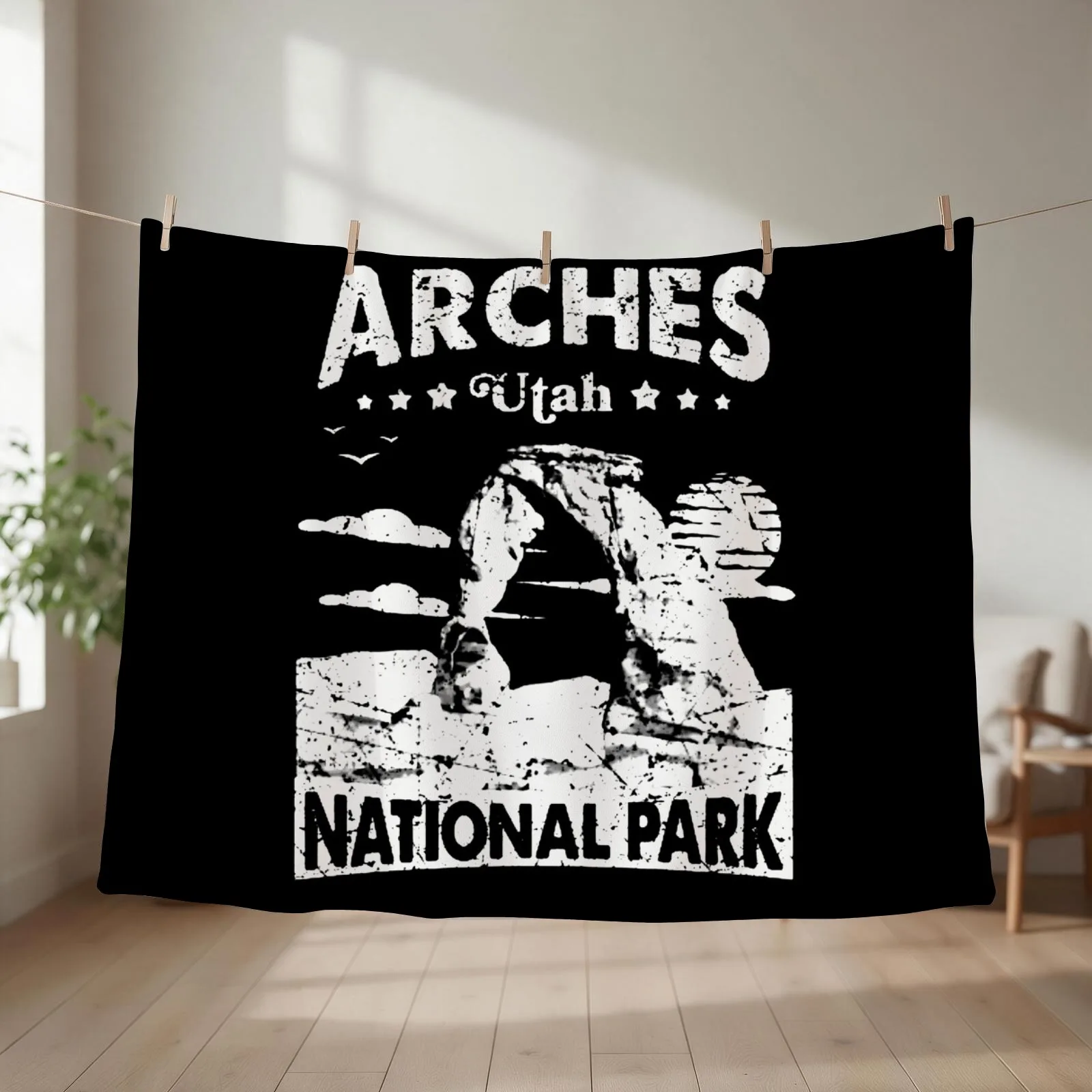 Arches National Park , Delicate Arch Vintage Utah Gift Throw Blanket couch cozy soft plush fuzzy picnic outdoor blanket