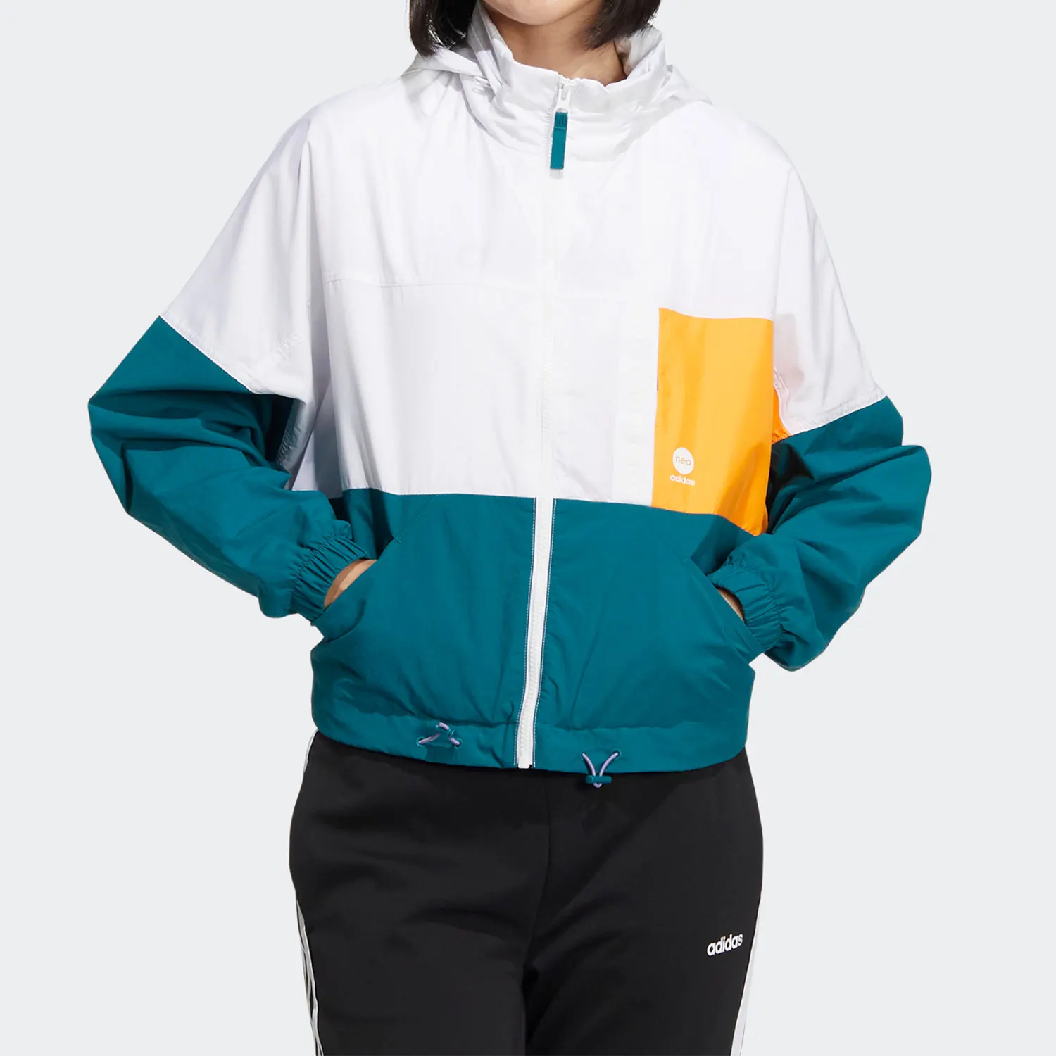 

Официальная женская повседневная спортивная куртка-карго Adidas нового сезона HM7442