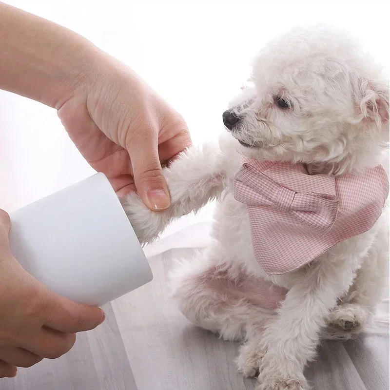 Automatico Pet Foot Washer Cup Silicone Soft Foot Cup Cat Foot Cleaning Bucket Dog Paw Cleaner Cup Feet Wash Cleaner pet shower