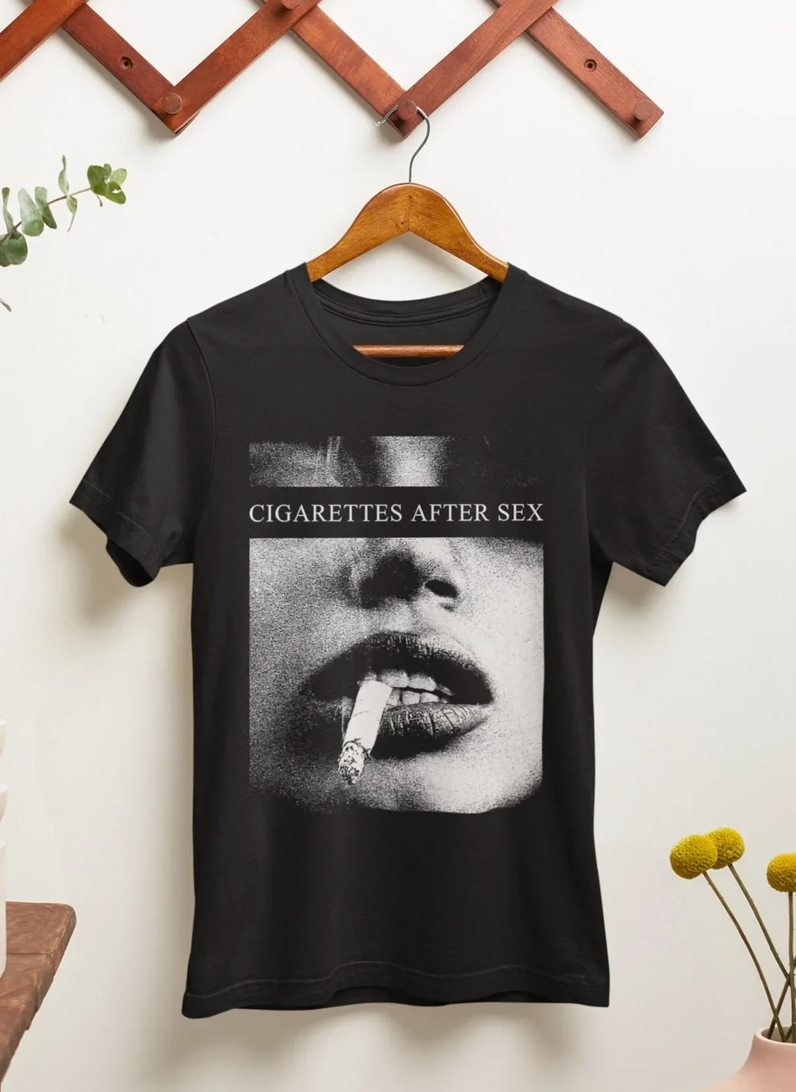 Camiseta de cigarrillos después del sexo