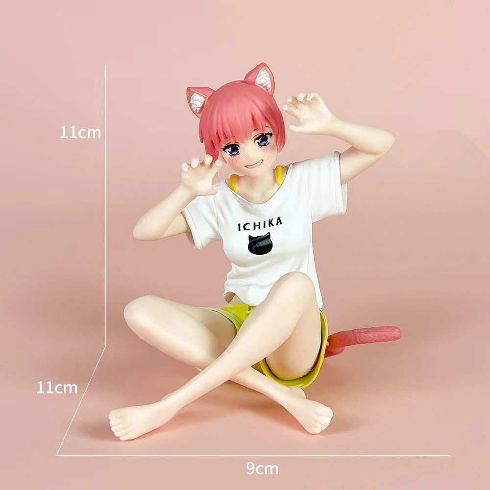 Muñeca modelo de coche Nakano Nino de cuatro hojas de anime de 11cm, figura de gato Nakano Mirai de cinco elementos, adornos de escritorio de colección de PVC