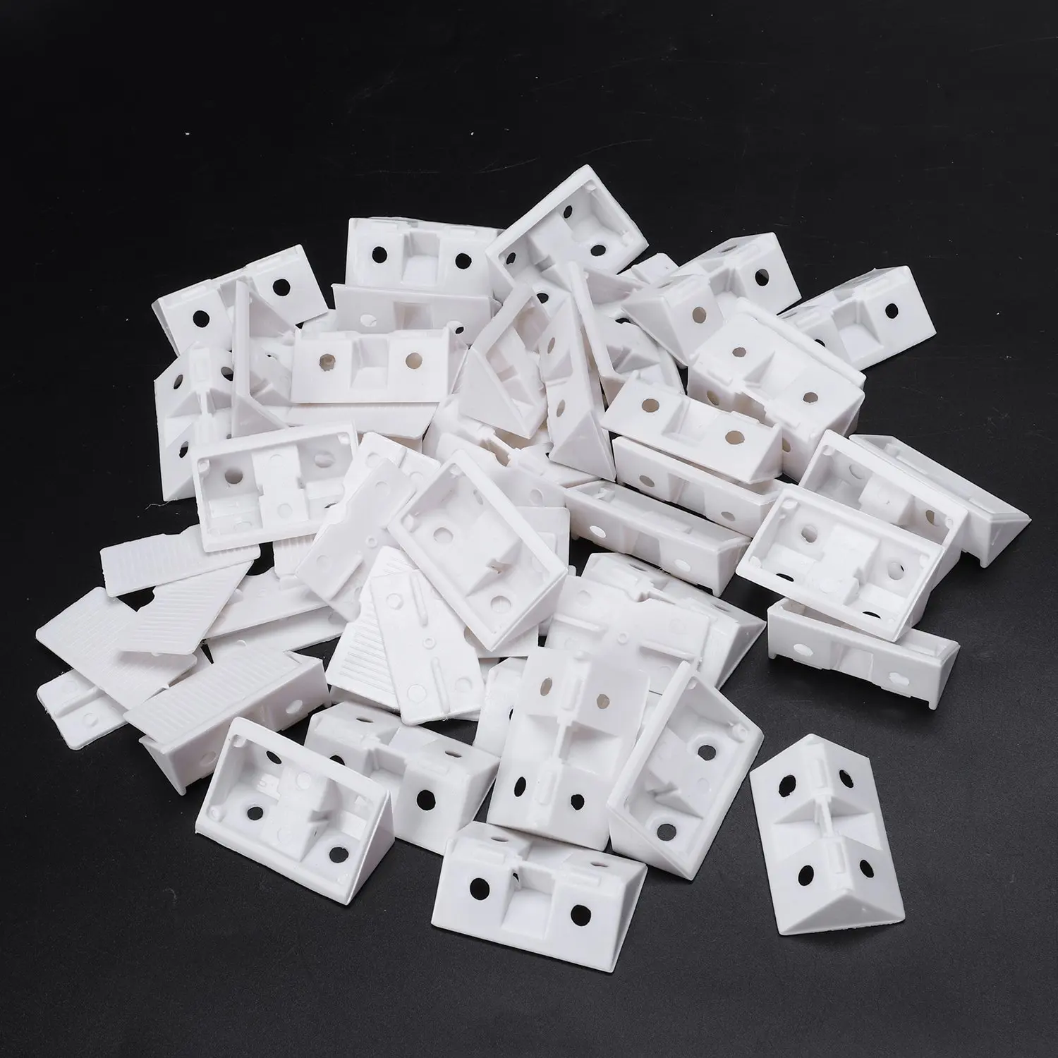 30pcs Shelf Cabinet 90 Degree Plastic Corner Braces Angle Brackets White