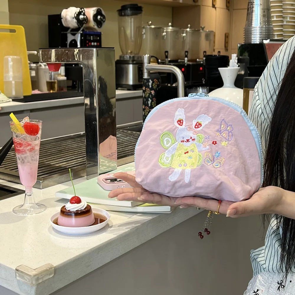 

Косметичка-органайзер с мультяшной вышивкой, тканевая, нейлоновая, с животными и цветами, многофункциональная, для хранения уходовой косметики, дорожная