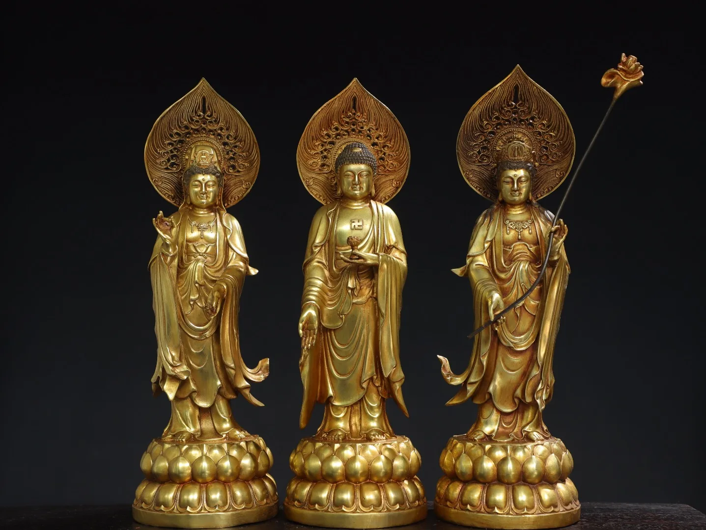 

14"Tibetan Temple Collection Old Bronze Cinnabar Gilding Three Sages Shakyamuni GuanyinBuddha Worship Hall Town house