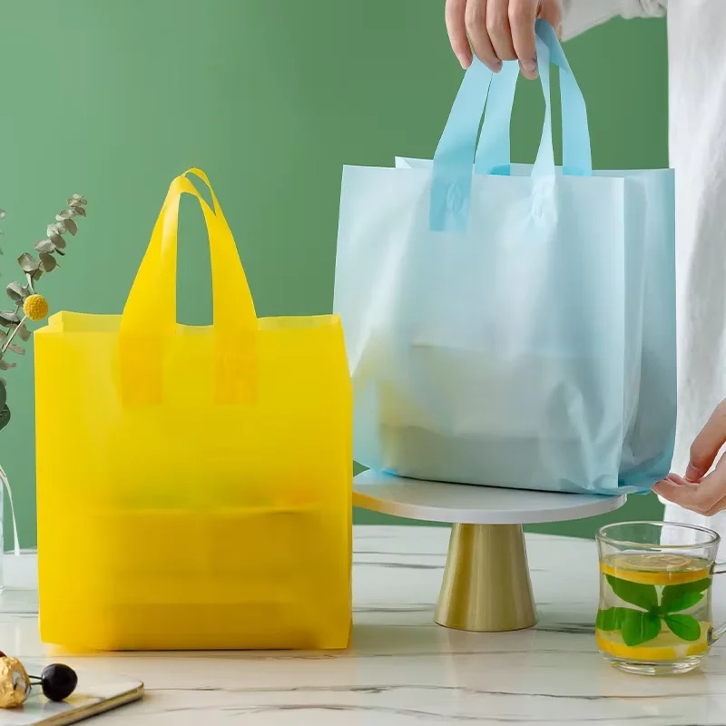 50 قطعة حقيبة يد بلاستيكية متجر لبيع الملابس حزمة التسوق ألوان محمولة أكياس مطعم الوجبات السريعة لمقبض الوجبات السريعة جيب أبيض