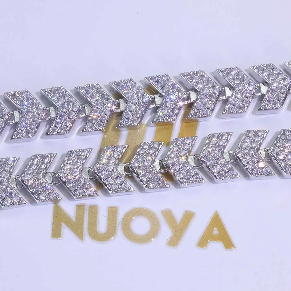 ผู้ชายใหม่ Hip Hop Cuban สร้อยคอ 8MM Arrow Design Shining 5A Zircon ชุบ 18K Gold ผู้หญิง Charm คอ