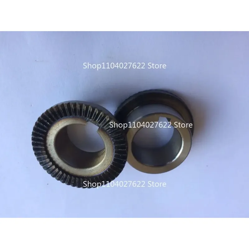 로커 수직 밀링 머신, 밀링 헤드 액세서리 헤드 액세서리 B80 에스코트 제어 클러치 기어에 적용