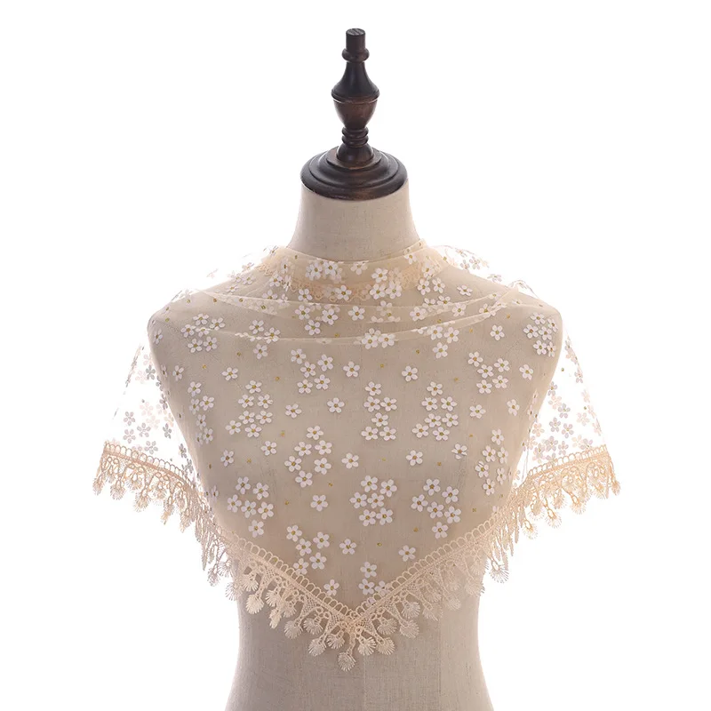 Monochroom kwastje kleine bloem driehoekige sjaal lente en herfst ademende kanten driehoekige sjaal sluier