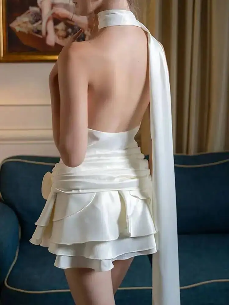 Satin Sexy Backless 3D Blumen Frauen Kleid Weiß Halter A-line Kleid Weiblichen Frühling Schlank Elegante Party Clubwear Vestidos