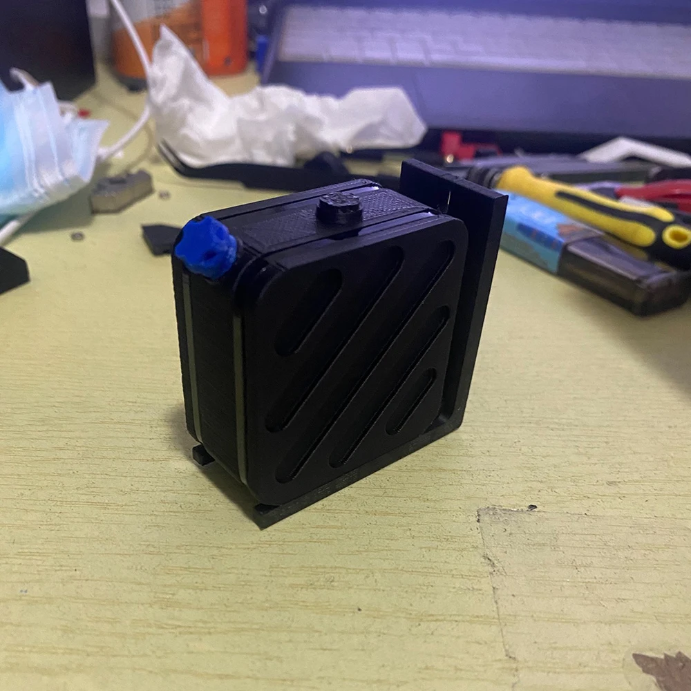 

Simulated Urea Tank Decoration for 1/14 Tamiya RC Dump Truck SCANIA 770S VOLVO 750 Mercedes-Benz ACTROS 3363 MAN TGX Car Parts