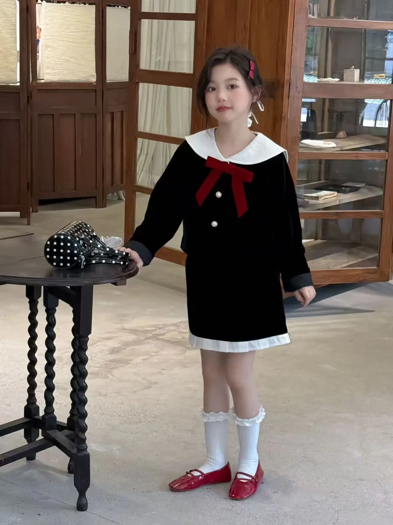 بدلة الأطفال الخريف الفتيات البحرية الرياح المخملية سترة بأكمام طويلة الدانتيل ألف خط تنورة دعوى الأوسط الكبير الأطفال قطعتين مجموعة